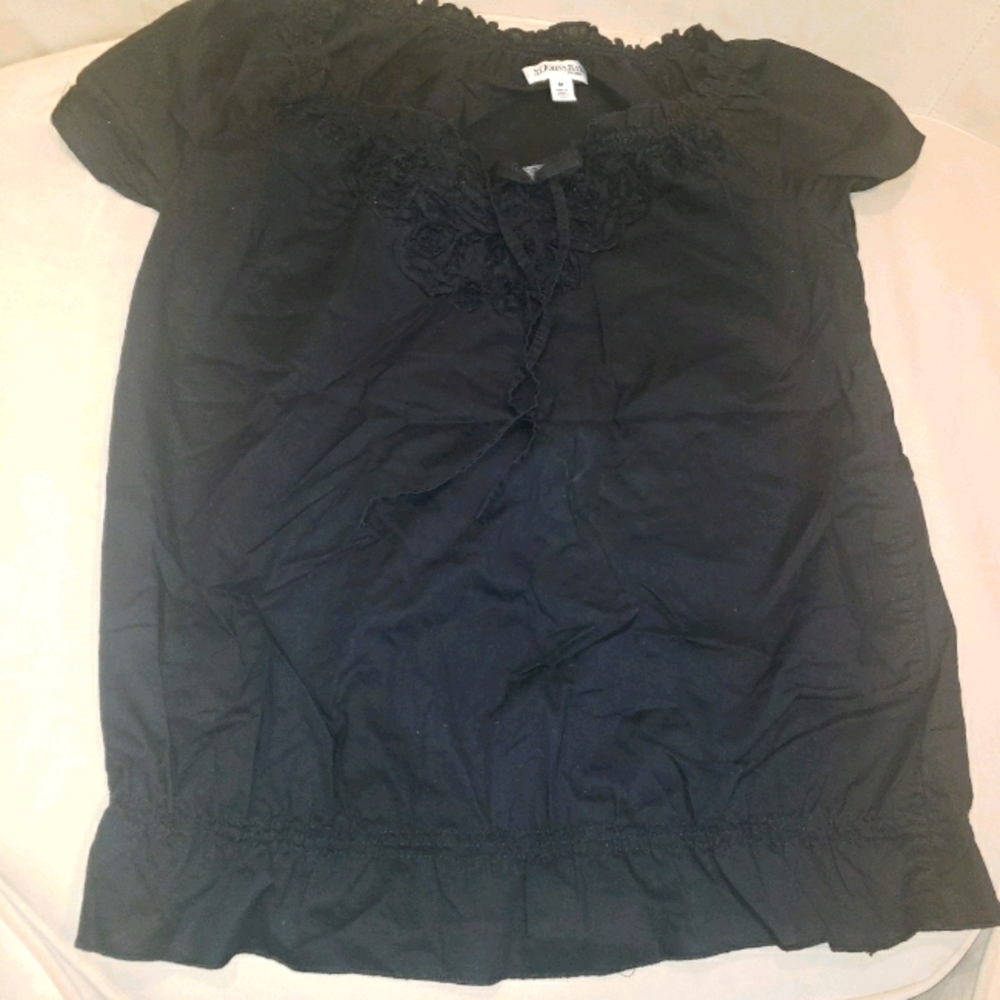 Black creased shirt